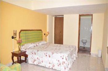 Hotel Charring Cross Ooty Eksteriør bilde