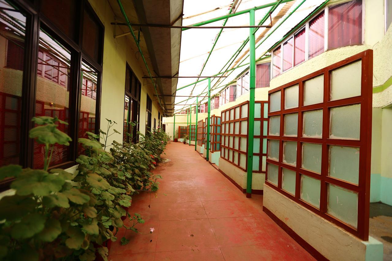 Hotel Charring Cross Ooty Eksteriør bilde