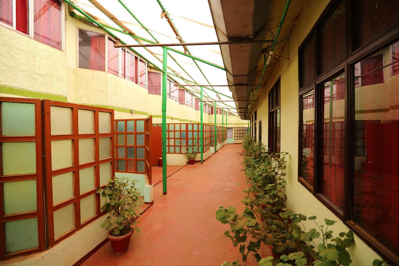 Hotel Charring Cross Ooty Eksteriør bilde